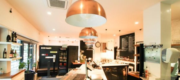 140m² Commercial property in Brescia, Italy No. 151346 15