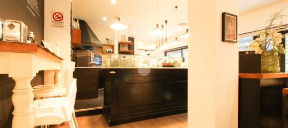 140m² Commercial property in Brescia, Italy No. 151346 12