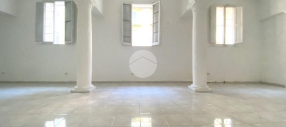 1 bedroom Apartment in Naples, Italy No. 31604 8