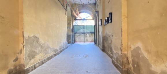 1 bedroom Apartment in Naples, Italy No. 31604 14