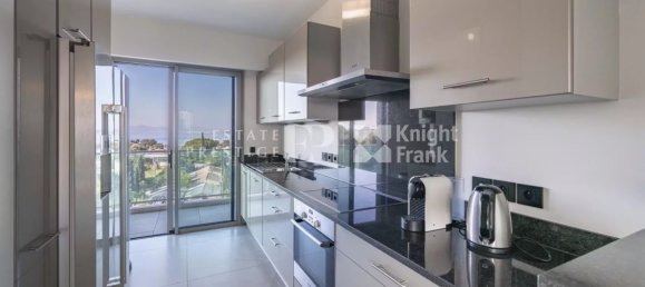 3 bedrooms Penthouse in Antibes, France No. 344310 7