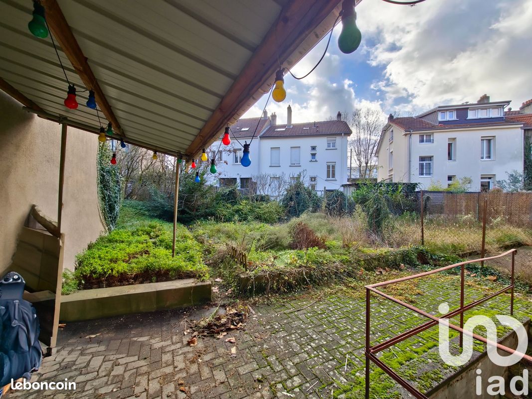 Apartamento de 1 dormitorio en Montigny-les-Metz, France No. 44136