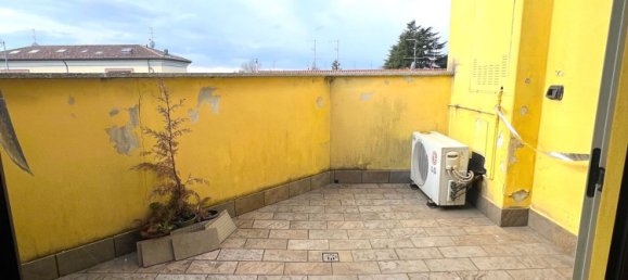 2غرفة شقة في Limido Comasco, Italy رقم 290125 2