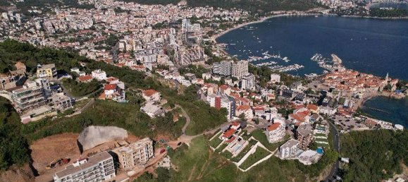 2 chambres Appartement à Budva, Montenegro No. 192 7