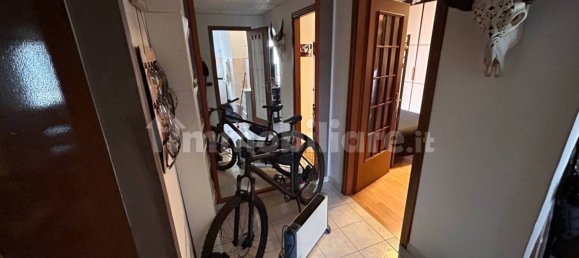 1 bedroom Apartment in Turin, Italy No. 119248 6