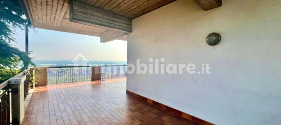 5 bedrooms Villa in Lonato del Garda, Italy No. 198549 16