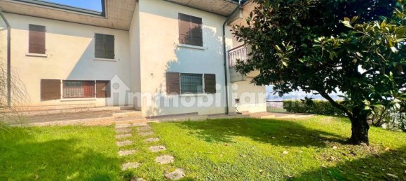 5 bedrooms Villa in Lonato del Garda, Italy No. 198549 13