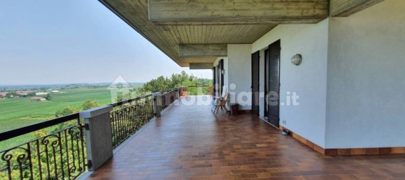 5 bedrooms Villa in Lonato del Garda, Italy No. 198549 6