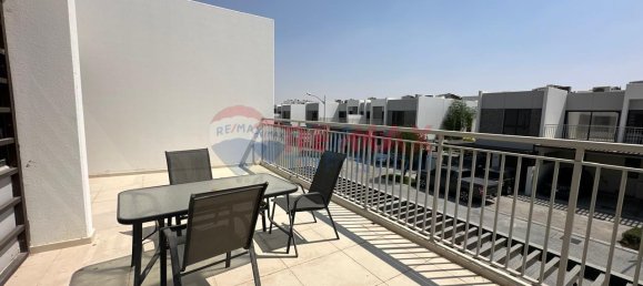 3 bedrooms Villa in Dubai, UAE No. 53934 5