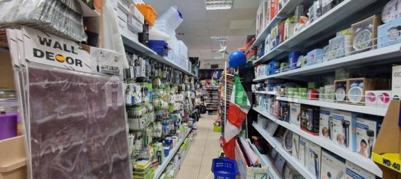 325m² Commercial property in Rimini, Italy No. 317065 10