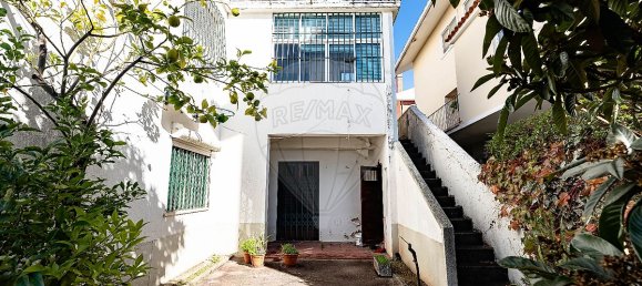 9 bedrooms House in Coimbra, Portugal No. 33467 17