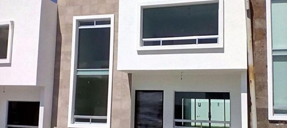 3 bedrooms House in Queretaro, Mexico No. 180631 2