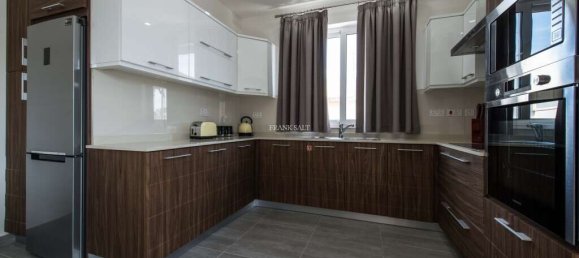 3 chambres Penthouse à Sliema, Malta No. 6898 8