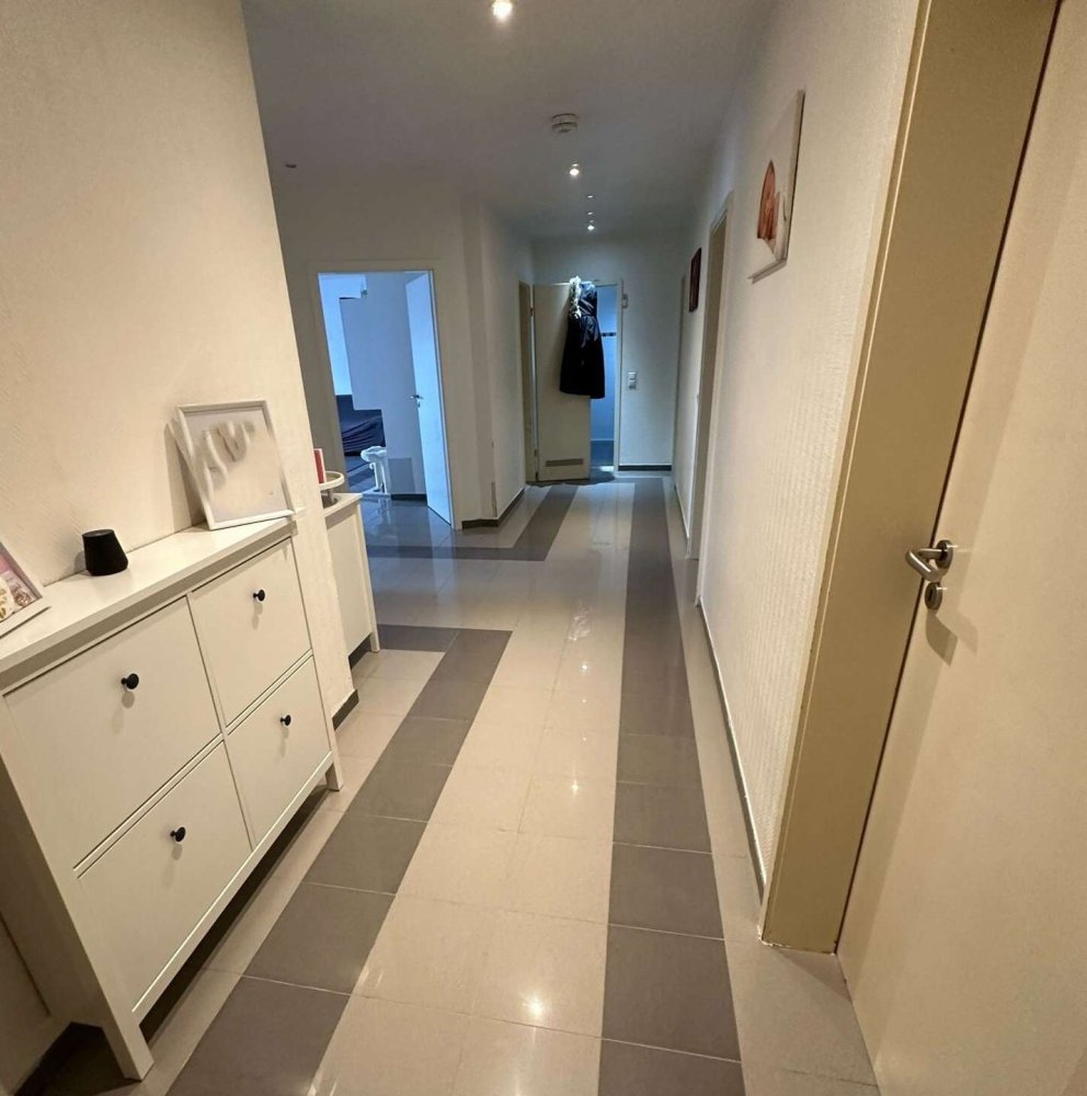 Apartamento de 3 dormitorios en Offenbach am Main, Germany No. 76659