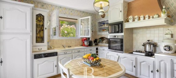 Villa de 3 dormitorios en Porto-Vecchio, France No. 90630 5