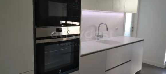 4 bedrooms Apartment in Porto, Portugal No. 78654 8