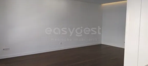 4 bedrooms Apartment in Porto, Portugal No. 78654 18