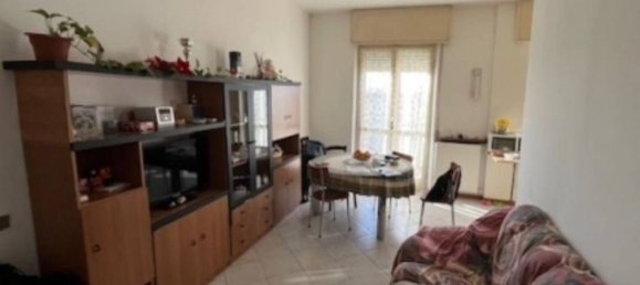 Квартира с 2 комнатами в Саннадзаро де Бургонди, Италия № 196908 21