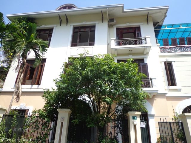 4 bedrooms House in Tay Ho, Vietnam No. 5707