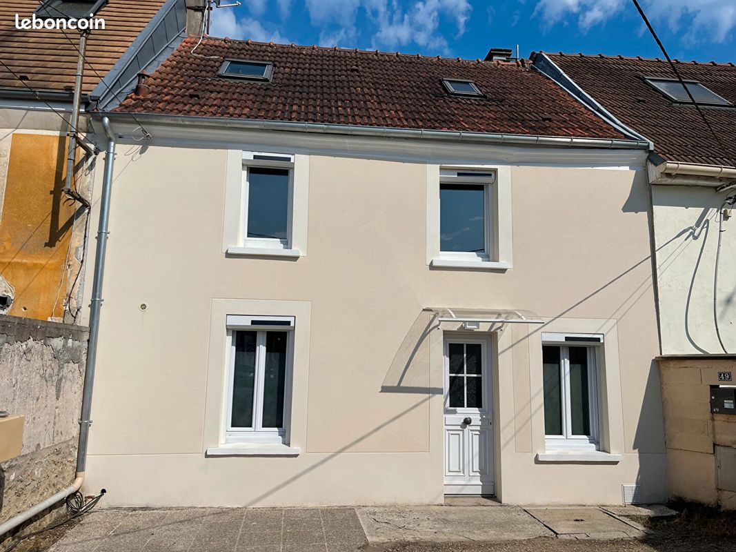2 bedrooms House in La Ferte-sous-Jouarre, France No. 172215