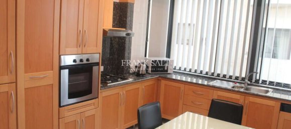 4 غرف نوم شقة في Sliema, Malta رقم 6423 3