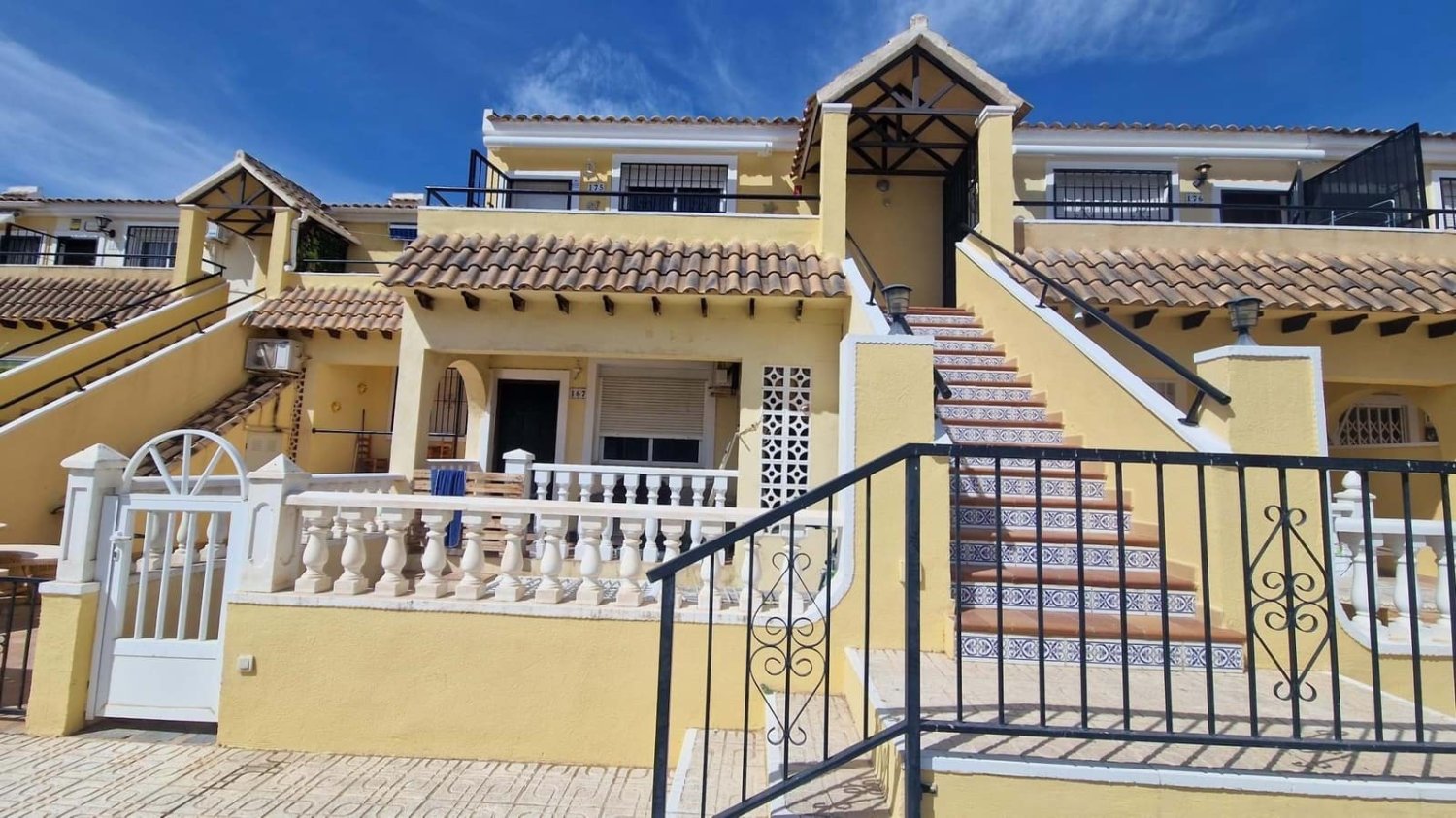 2 bedrooms Apartment in San Miguel de Salinas, Spain No. 221400