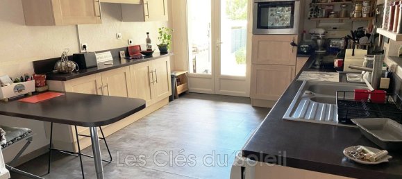 3 Schlafzimmer Haus in Hyeres, France, Nr. 287833 3