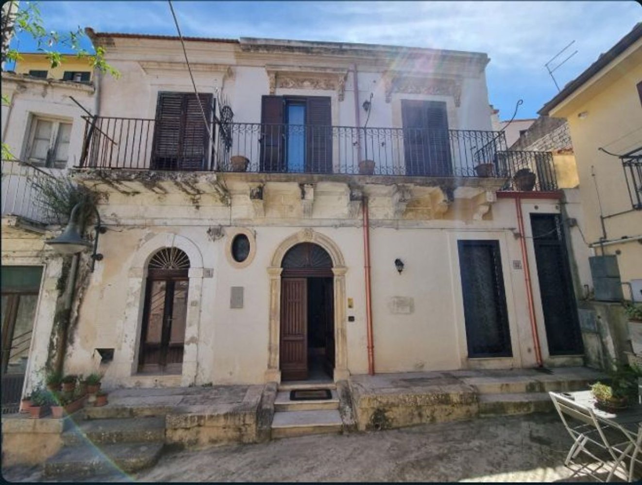Apartamento de 8 dormitorios en Modica, Italy No. 372369