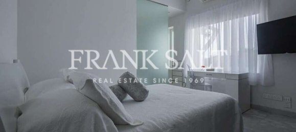 Bungalow de 3 dormitorios en Rabat, Malta No. 2126 20