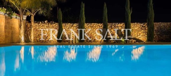 Bungalow de 3 dormitorios en Rabat, Malta No. 2126 9