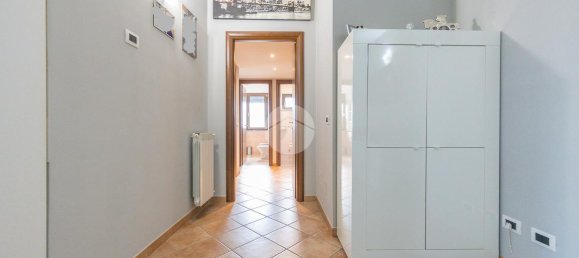 3-Zimmer Wohnung in Rome, Italy, Nr. 176534 16