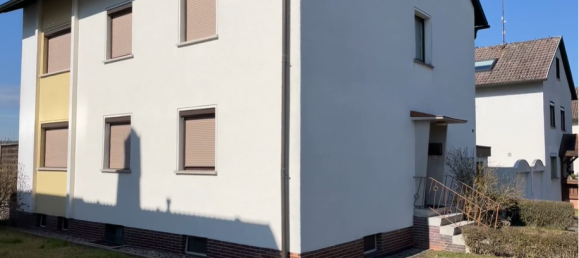 Moradia em banda de 11 divisões em Coburg, Germany N.º 282136 2