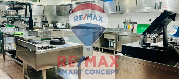 7 bedrooms Villa in Abu Dhabi, UAE No. 36906 27