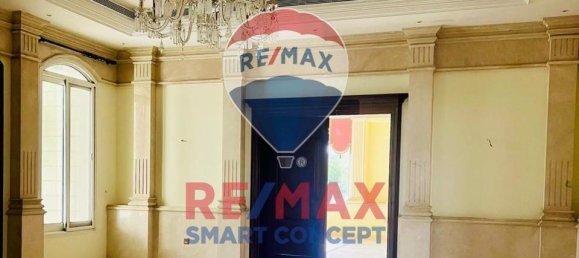 7 bedrooms Villa in Abu Dhabi, UAE No. 36906 23