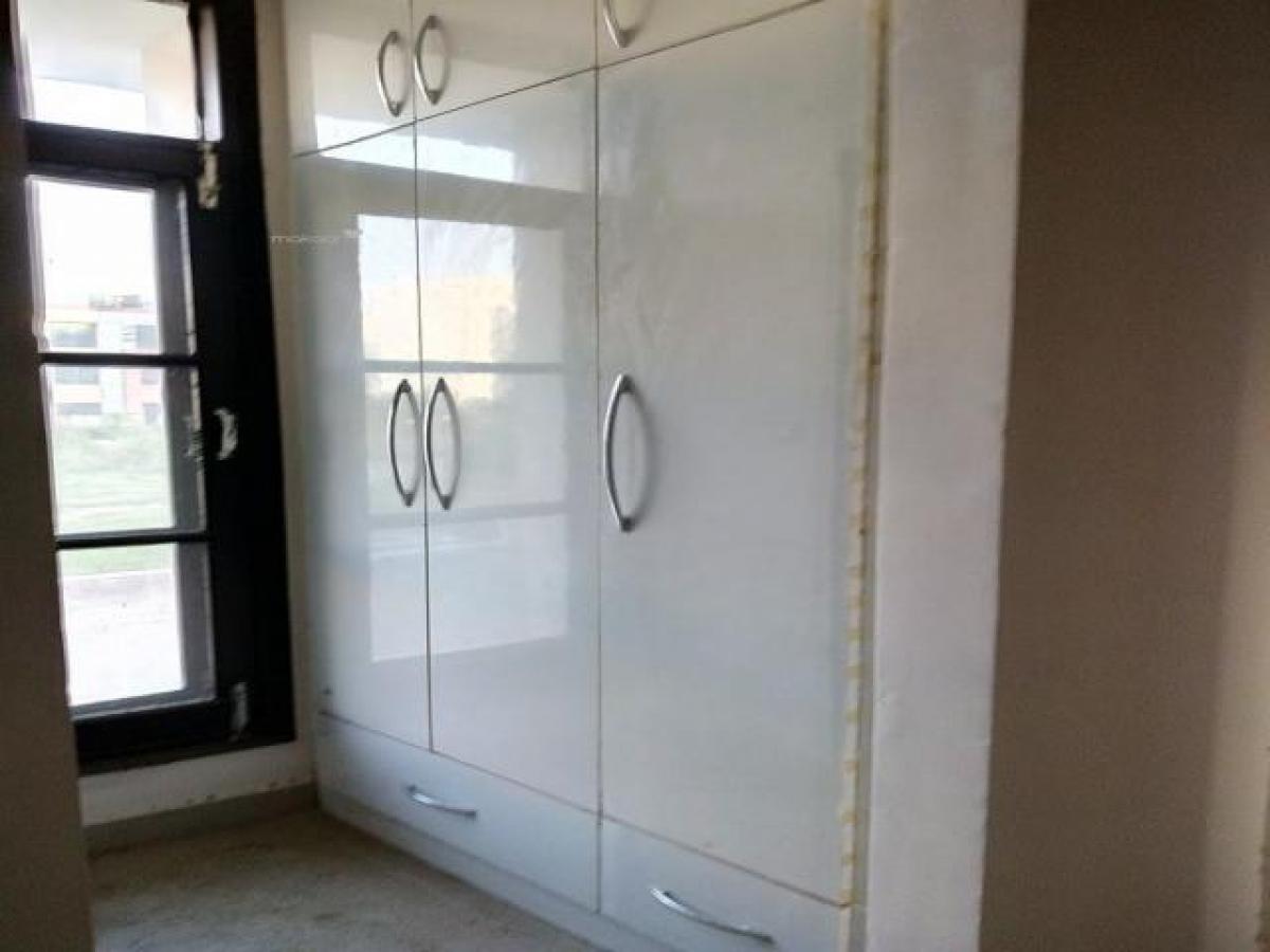 Studio in Mohali, India, Nr. 28485