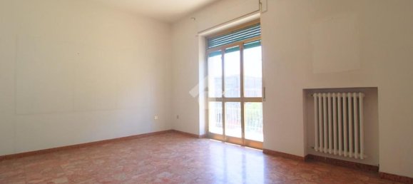 4-salle Appartement à Pescara, Italy No. 263261 7