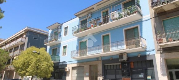 4-salle Appartement à Pescara, Italy No. 263261 18