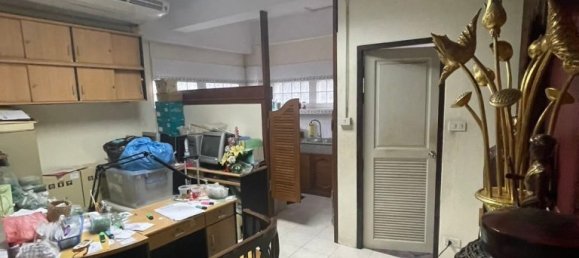 5 bedrooms Cafe / restaurant in Bangkok, Thailand No. 11589 16