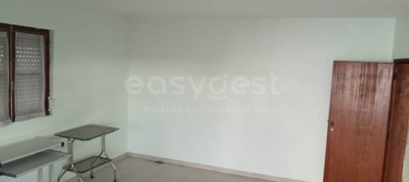 49m² Warehouse in Nazare, Portugal No. 306783 3