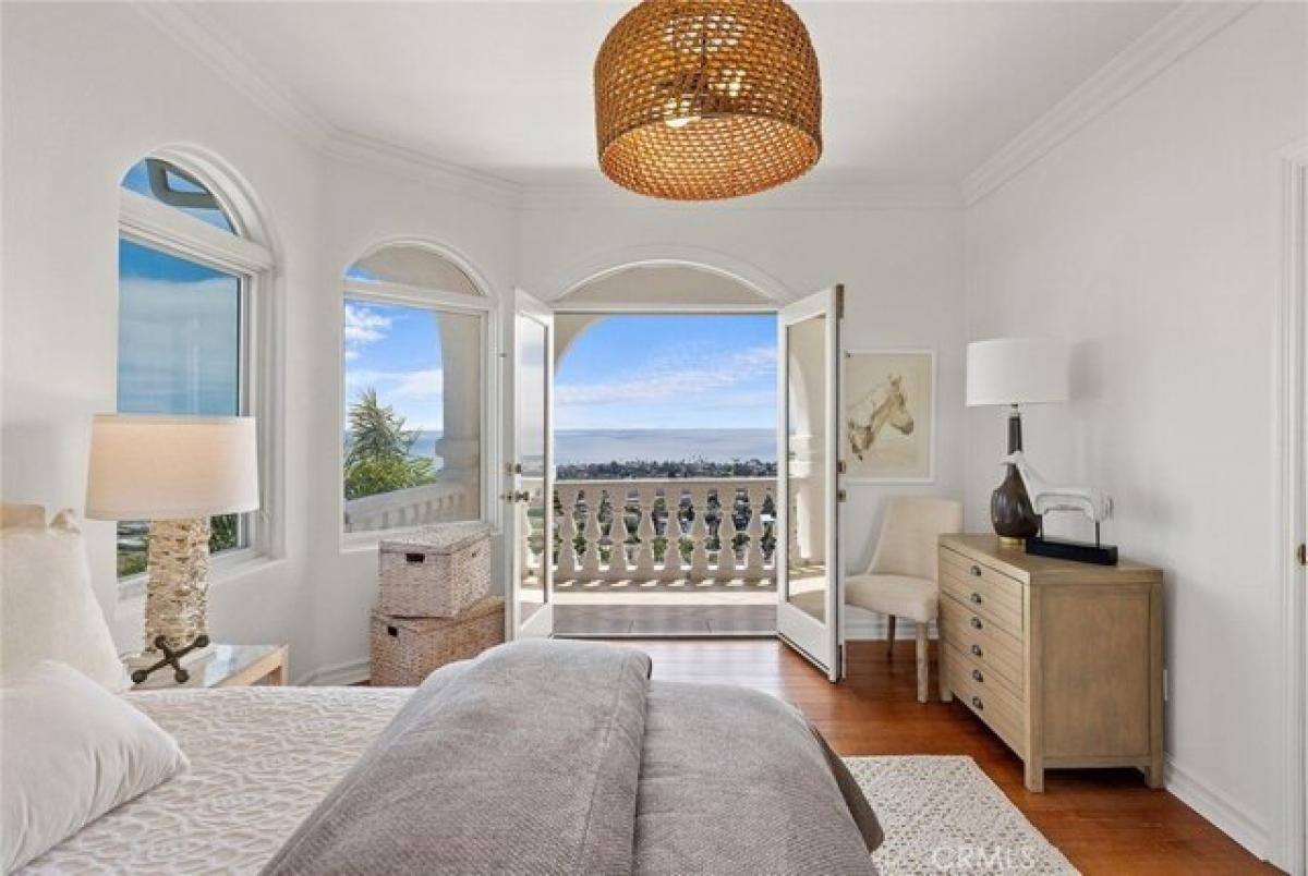 Casa de 4 dormitorios en San Clemente, USA No. 394723