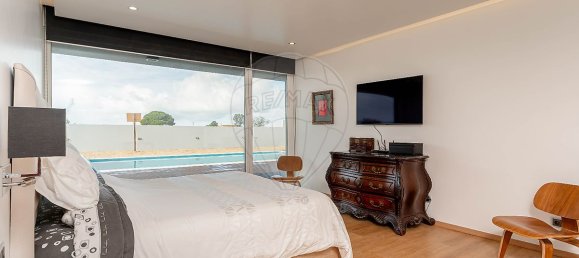 4 bedrooms House in Palmela, Portugal No. 17385 27