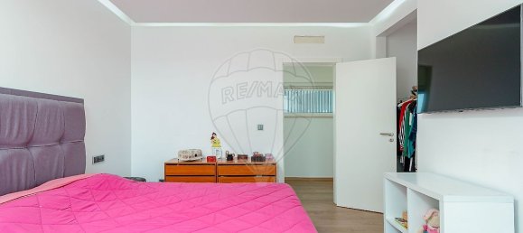 4 bedrooms House in Palmela, Portugal No. 17385 21