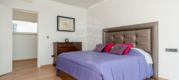 4 bedrooms House in Palmela, Portugal No. 17385 23