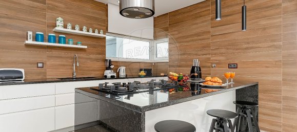 4 bedrooms House in Palmela, Portugal No. 17385 12