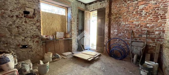 3 bedrooms House in Paesana, Italy No. 315720 12