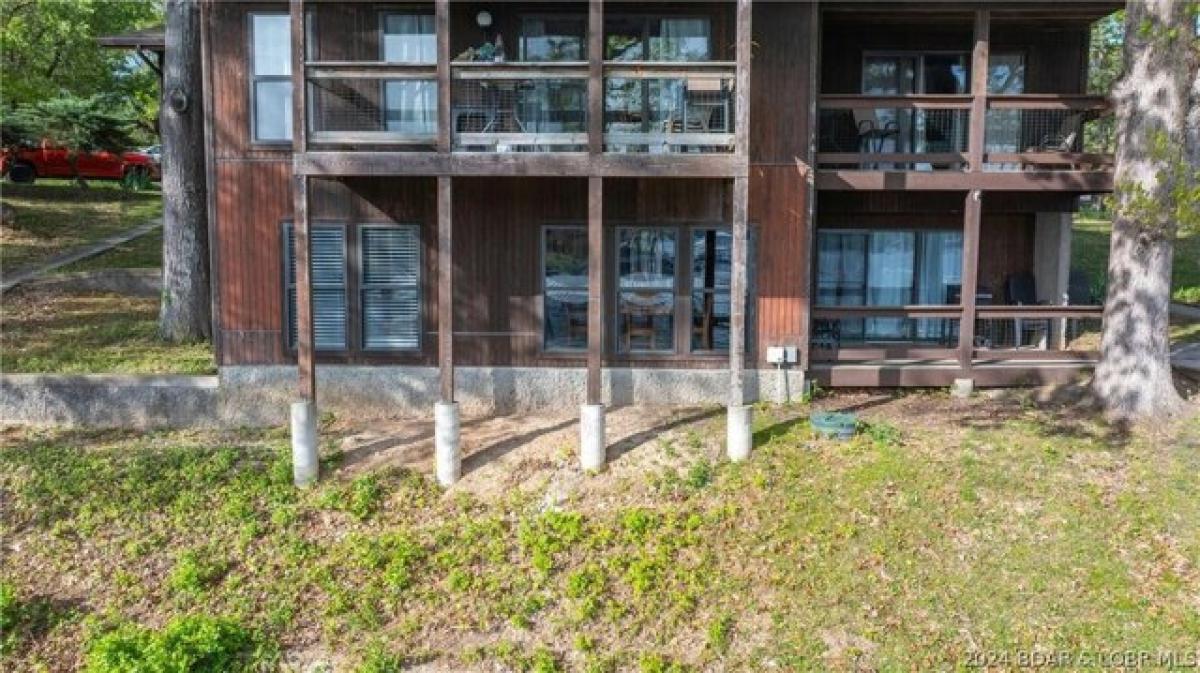 3 bedrooms House in Sunrise Beach, USA No. 420070