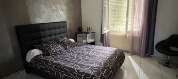 Apartamento de 2 dormitorios en Valence, France No. 302977 8