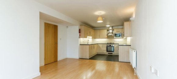 2 Schlafzimmer Wohnung in Croydon, United Kingdom, Nr. 7935 11