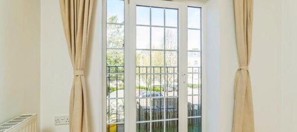 2 Schlafzimmer Wohnung in Croydon, United Kingdom, Nr. 7935 4