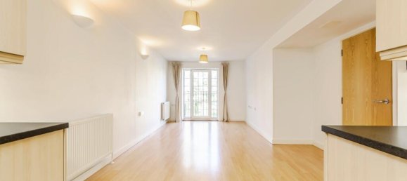 2 Schlafzimmer Wohnung in Croydon, United Kingdom, Nr. 7935 3